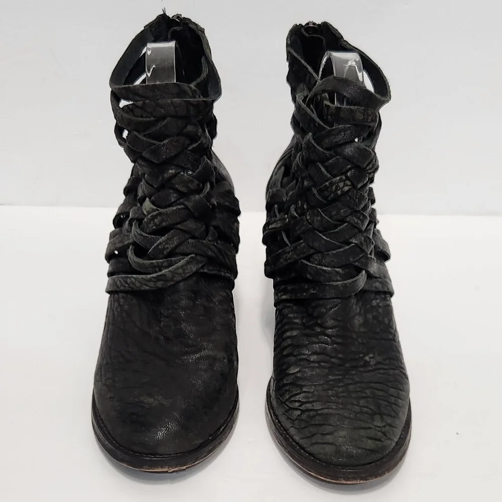 Free People Carrera‎ Heel Boot - Picture 2 of 11